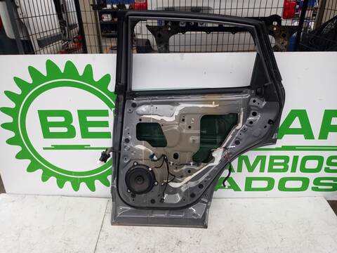 Foto 3ª: Puerta Trasera Derecha Nissan Qashqai 1.3 DIG-T 140CV 103KW [HR13DDT] (2022)