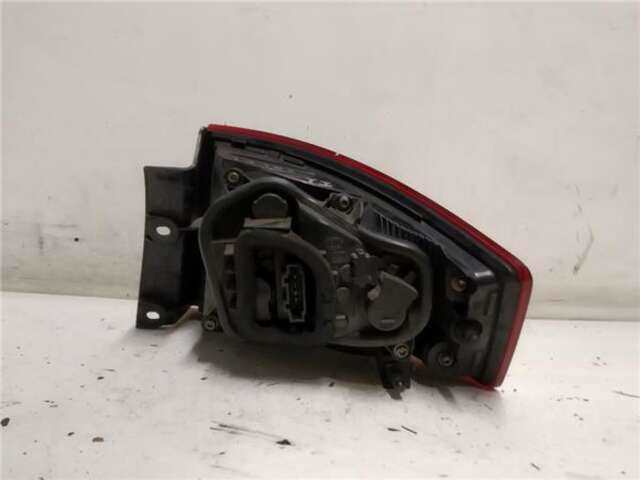 Foto 3ª: Piloto Trasero Izquierdo Seat Toledo 1.6 CONNECT [1.6 LTR. - 85 KW TDI] [CXM]