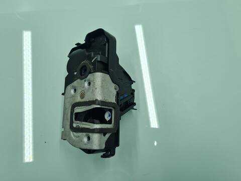 Cerradura Puerta Trasera Izquierda Ford Fiesta 1.1 CAT 86CV 63KW