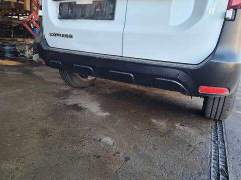 Paragolpes Trasero Renault Express ADVANCE 95CV 70KW