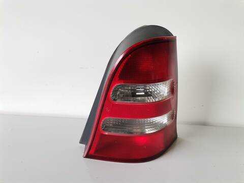 Piloto Trasero Derecho Mercedes Clase A 140 170 CDI 168.009) 95CV