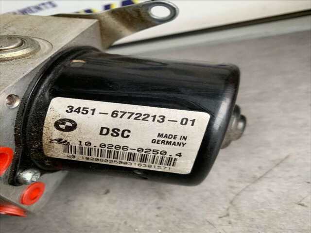 Foto 2ª: Centralita Abs Bmw Serie 1 114 2.0 DI 122CV/ 90KW BERLINA 0CV [204D4] (2006)