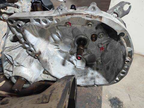 Foto 1ª: Caja Cambios Dacia Sandero VERSION INDEFINIDA