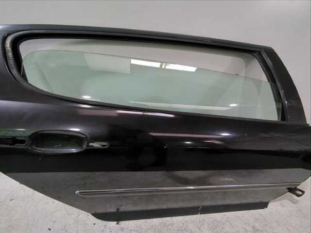 Foto 3ª: Puerta Trasera Derecha Peugeot 407 2.0 HDI 135 6DRHRH 6DRHRE 6DRHRG 6DRHRJ) 136CV [RHR (DW10BTED4)] (2004)