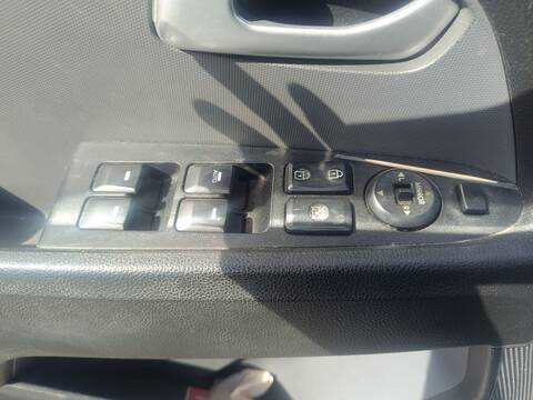 Botonera Elevalunas Kia Sportage X-TECH 4X2 116CV 85KW