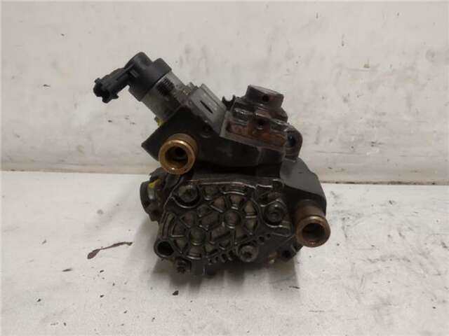 Foto 3ª: Bomba Inyeccion Hyundai ix35 1.7 STYLE 2WD [1.7 LTR. - 85 KW CRDI CAT] [D4FD]