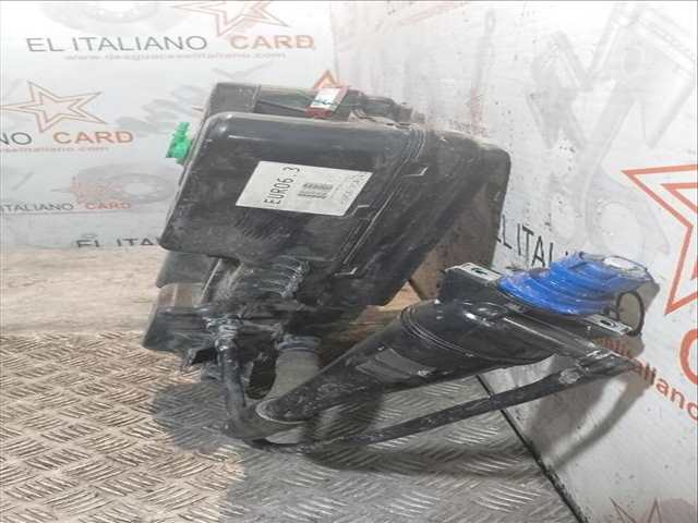 Foto 4ª: Deposito AdBlue Toyota Proace COMBI L1 VX 102CV 75KW [YHR] (2022)