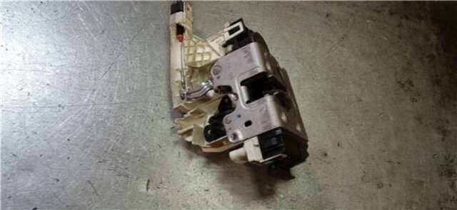 Foto 3ª: Cerradura Puerta Delantera Izquierda Mercedes Sprinter 310 CDI [OM 651.955]