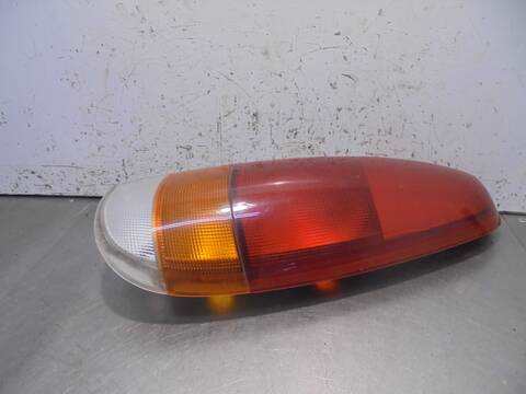 Foto 2ª: Piloto Trasero Derecho Hyundai Atos GLS 54CV 40KW [G4HC] (1998)