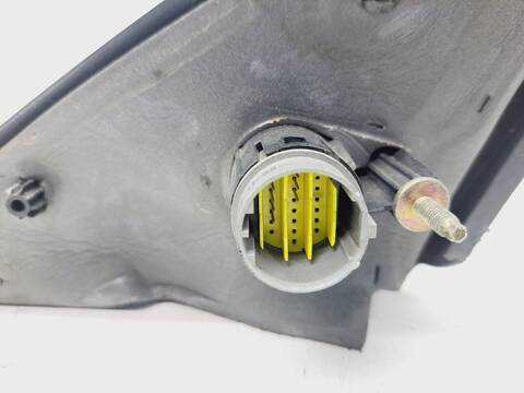 Foto 4ª: Retrovisor Derecho Renault Laguna AUTHENTIQUE 107CV 79KW [K4M D7] (2002)