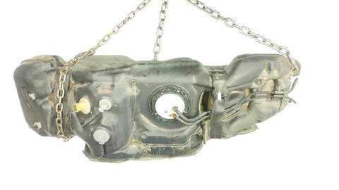 Foto 1ª: Deposito de Combustible Toyota Hilux 2.4 D GUN112_ GUN122_ GUN135_) (2015)