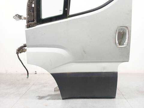 Foto 2ª: Puerta Delantera Izquierda Iveco Daily 33S15 35S15 35C15 146CV 107KW FURGONETA [F1AFL411C] (2016)