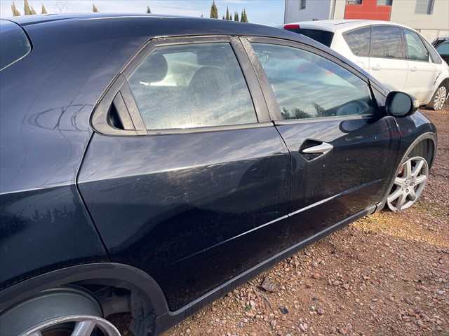 Foto 3ª: Puerta Trasera Derecha Honda Civic 2.2 CTDI 140cv [N22A2] (2007)