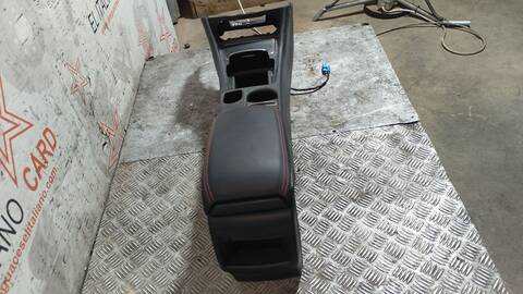 Foto 3ª: Consola Central Mercedes Clase A 140 A 200 CDI 176.008) 136CV 100KW [651930] (2017)