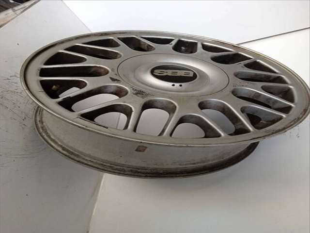 Foto 2ª: LLanta Aleacion Volkswagen Golf GL BERLINA 90CV 66KW [1Z] (1996)