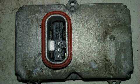 Foto 3ª: Centralita Faros Xenon Audi A8 4.0 V8 32V TDI BITURBO CAT ASE) 275CV 202KW (2003)