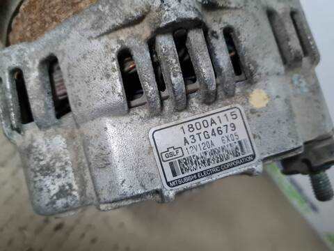 Foto 3ª: Alternador Mitsubishi Montero 3.2 DI-D CAT 165CV 121KW [4M41] (2003)