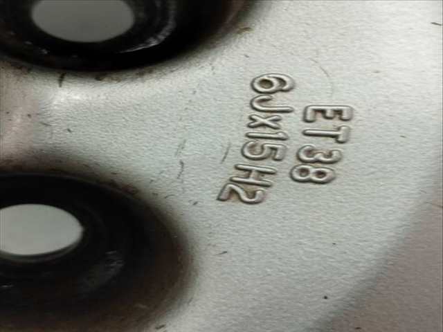 Foto 2ª: LLanta Chapa Volkswagen Golf 2.0 BERLINA 115CV 85KW [2E] (1994)