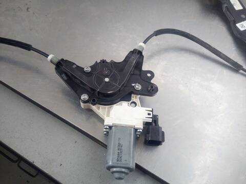 Foto 2ª: Elevalunas Eléctrico Delantero Izquierdo Ford Focus TITANIUM 116CV 85KW [T1DA] (2012)