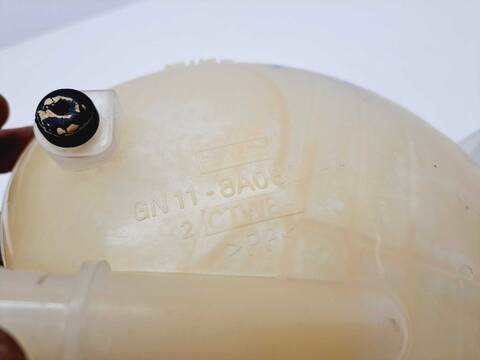 Foto 3ª: Deposito Expansion Ford Puma HYBRID ST-LINE 125CV 92KW [B7JB] (2020)