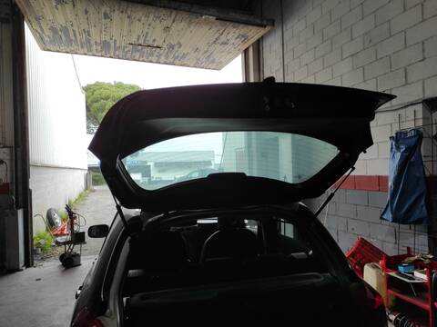 Portón Toyota Yaris 1NR