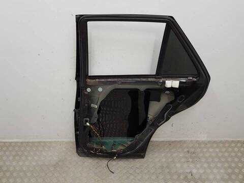 Foto 3ª: Puerta Trasera Derecha Mercedes Clase ML 300 3.0 V6 CDI 204CV 150KW AUT. 164.121) W164) OM642 (2005)