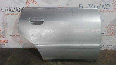 Foto 2ª: Puerta Trasera Derecha Audi A4 BERLINA 100CV 74KW (1994)