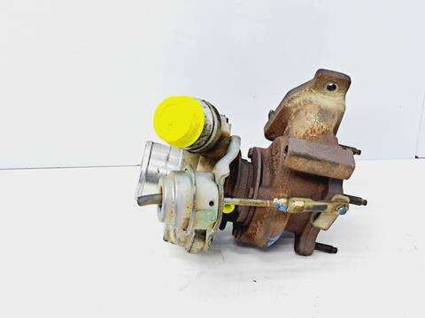 Turbocompresor Renault Trafic 2.0 DCI DIESEL CAT 114CV 84KW CAJA CERRADA