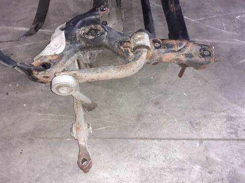 Foto 2ª: Puente Delantero Mercedes Clase C 160 320 CDI 219.322) 224CV 165KW [OM642920] (2006)