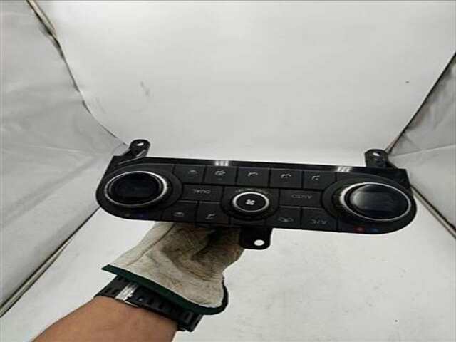 Foto 2ª: Mando Climatizador Nissan Qashqai 1.5 TEKNA [1.5 LTR. - 81 KW TURBODIESEL CAT] [K9K]