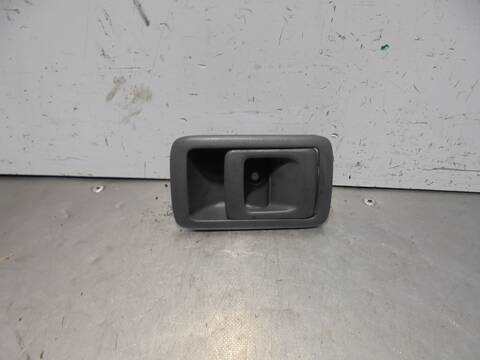 Maneta Interior Delantera Derecha Toyota Land Cruiser TD VX 5-PTAS.) KZJ95) 125CV 92KW