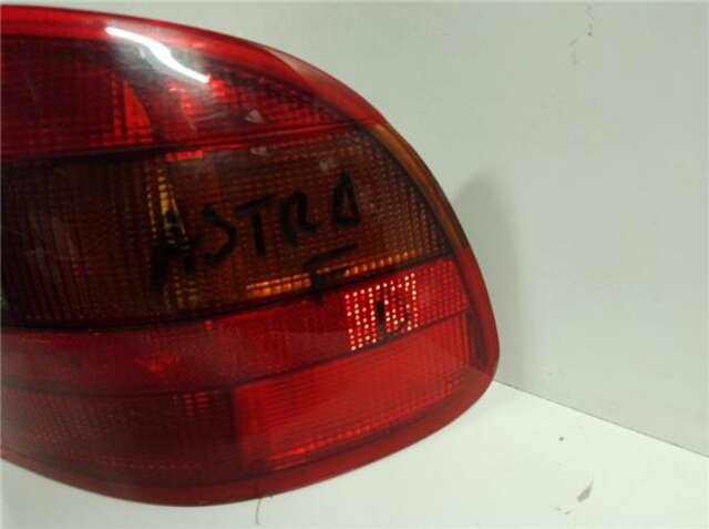 Foto 2ª: Piloto Trasero Derecho Opel Astra 1.4 VISION [1.4 LTR. - 44 KW CAT (2H6)]