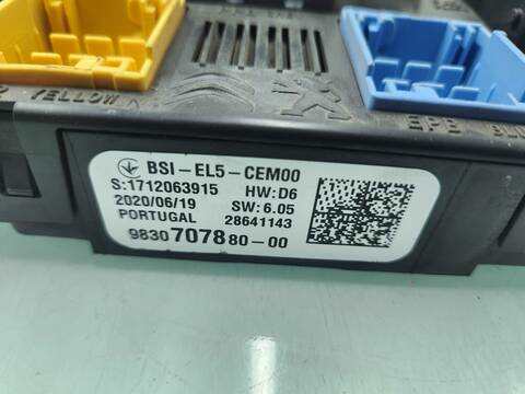 Foto 3ª: Caja Reles Fusibles Citroen Berlingo SHINE M 131CV 96KW [YH01] (2020)
