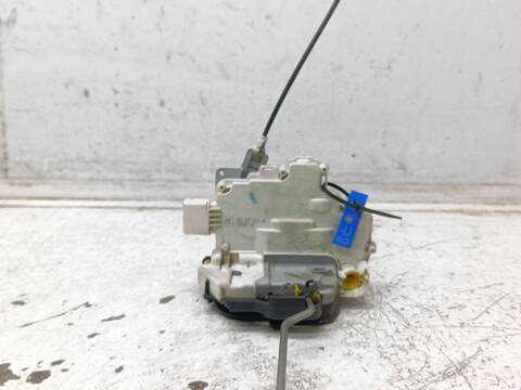 Cerradura Puerta Delantera Izquierda Audi A4 2.0 BERLINA 130CV 96KW