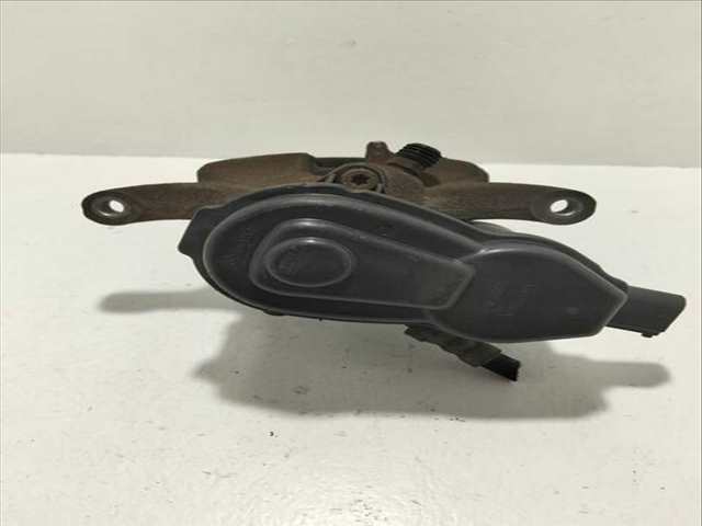 Foto 3ª: Pedal Embrague Audi A4 2.0 16V TDI 143CV (2008)