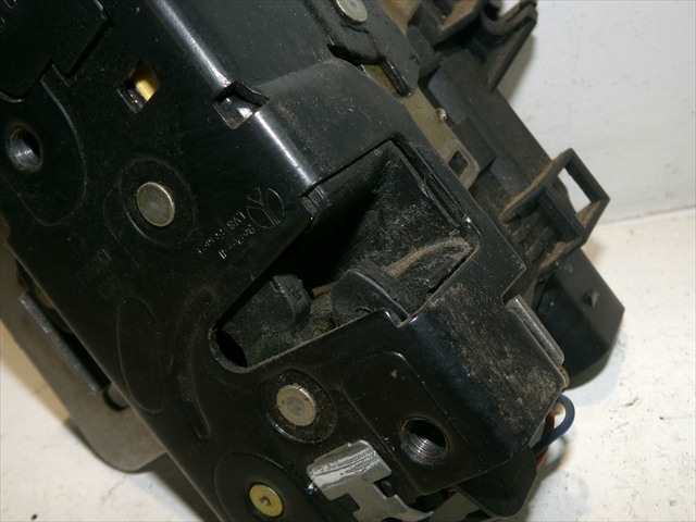 Foto 2ª: Cerradura Puerta Delantera Derecha Audi A4 2.0 G 2000-2004 [ALT] (2002)