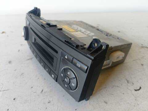 Foto 2ª: Sistema Audio Radio CD Mercedes Clase B 150 180 CDI 245.207) 109CV (2005)