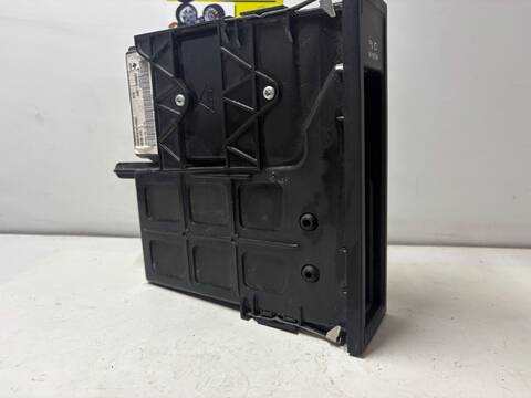 Foto 3ª: Centralita Motor ECU Volkswagen Touran VERSION INDEFINIDA (2005)