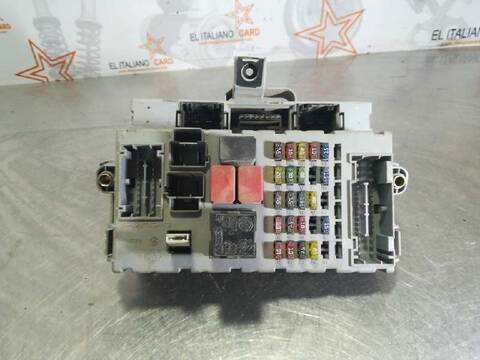 Foto 2ª: Caja Reles Fusibles Fiat Doblo 1.9 JTD FAMILY 101CV 74KW [182B9000] (2004)