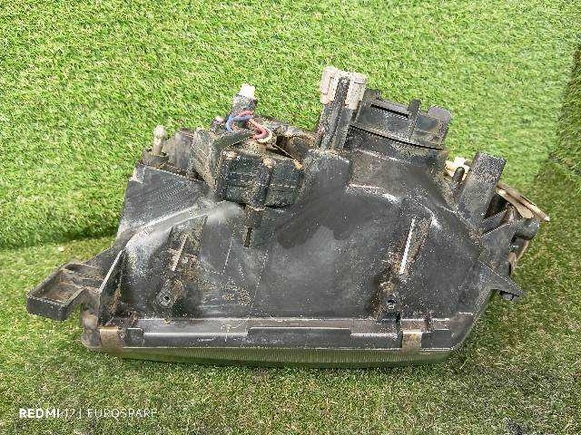 Foto 4ª: Faro Derecho Nissan Patrol 2.8 TD [RD28ETI] (1999)