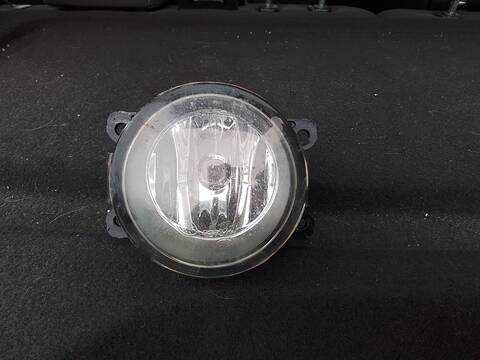 Foto 2ª: Faro Antiniebla Delantero Derecho Ford Focus 1.6 TDCI CAT 95CV 70KW [T3DA] (2014)