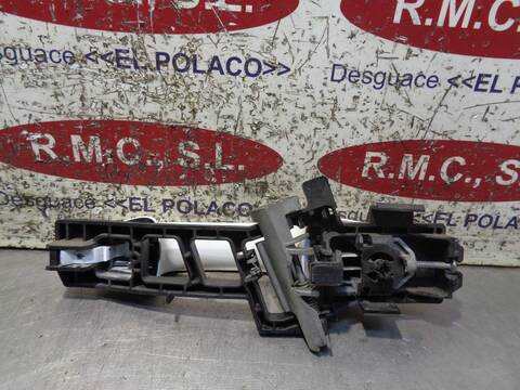 Foto 3ª: Maneta Exterior Delantera Derecha Ford Fiesta AMBIENTE 82CV 60KW [SNJB] (2009)