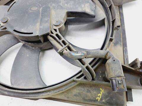 Foto 4ª: Electroventilador Hyundai Elantra 2.0 CDRI GLS 4-PTAS.) 2004) 113CV 83KW [D4EA] (2003)