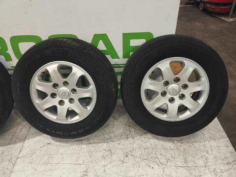 Foto 3ª: Juego LLantas Kia Carnival 2.9 CRDI CAT 185CV [J3] (2006)