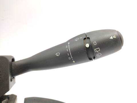Foto 3ª: Mando Multifuncion Peugeot 307 2.0 HDI 90 90CV 66KW [RHY] (2004)