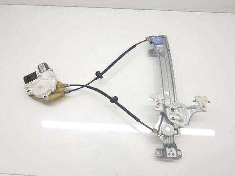 Foto 2ª: Elevalunas Manual Trasero Derecho Renault Megane TOMTOM EDITION BERLINA 106CV 78KW III BERLINA 5 P [K9K] (2010)