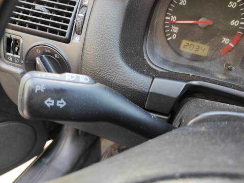 Foto 2ª: Mando Multifuncion Volkswagen Golf AEH BERLINA (2000)