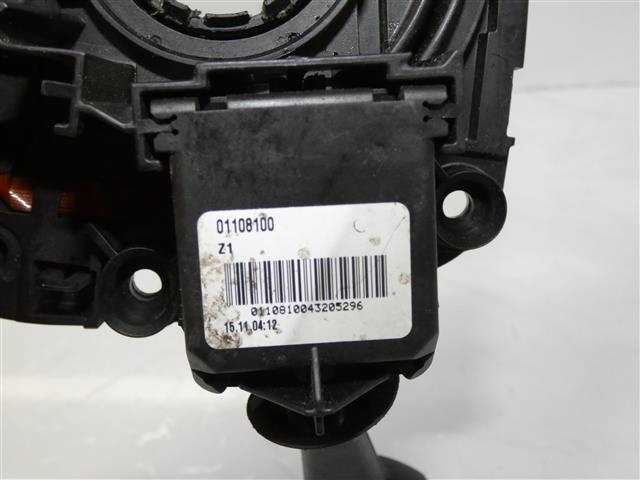 Foto 4ª: Mando Multifuncion Bmw Serie 1 118 2.0 D [20-4D-A-D] (2004)