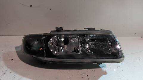 Faro Derecho Seat Leon SPORT 1 TDI 150CV