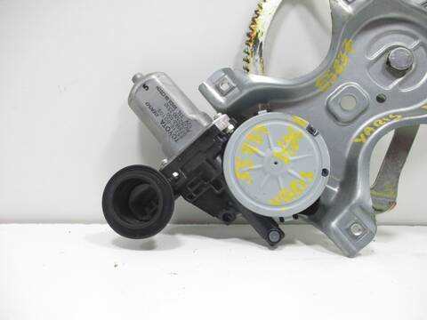 Foto 2ª: Elevalunas Eléctrico Delantero Derecho Toyota Yaris 1NR (2010)